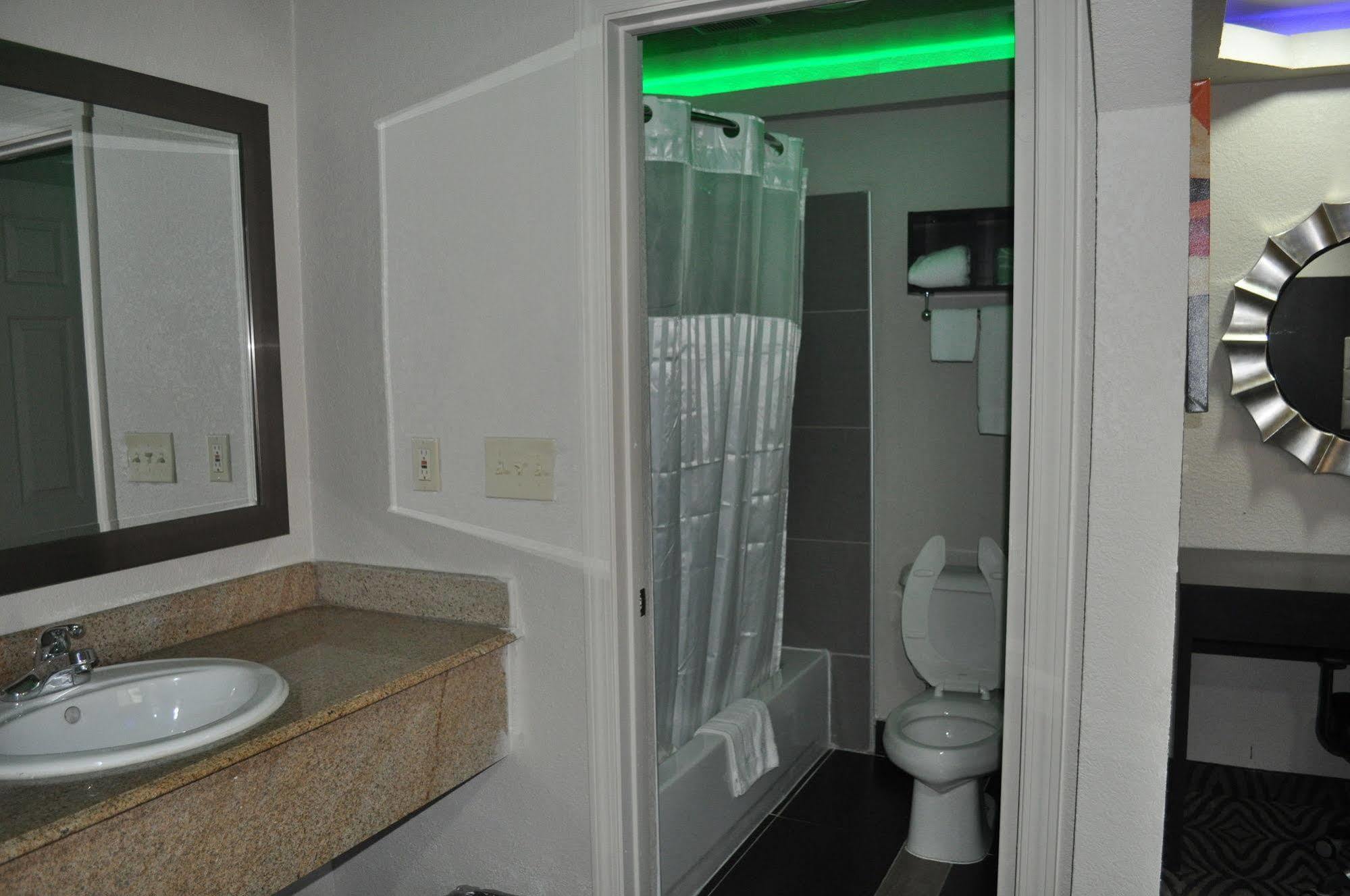 Palace Suites Dallas Exterior foto